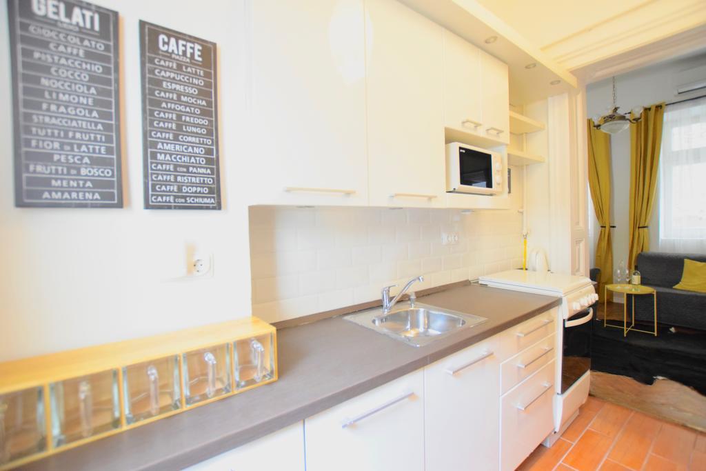 בודפשט Standard Apartment By Hi5 - Chainbridge מראה חיצוני תמונה