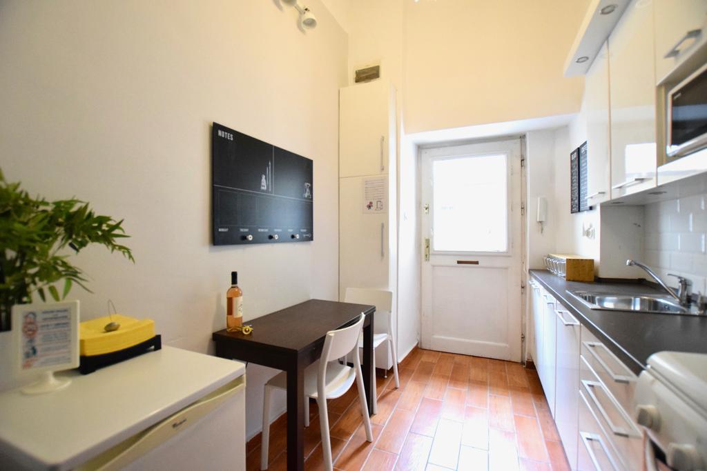 בודפשט Standard Apartment By Hi5 - Chainbridge מראה חיצוני תמונה