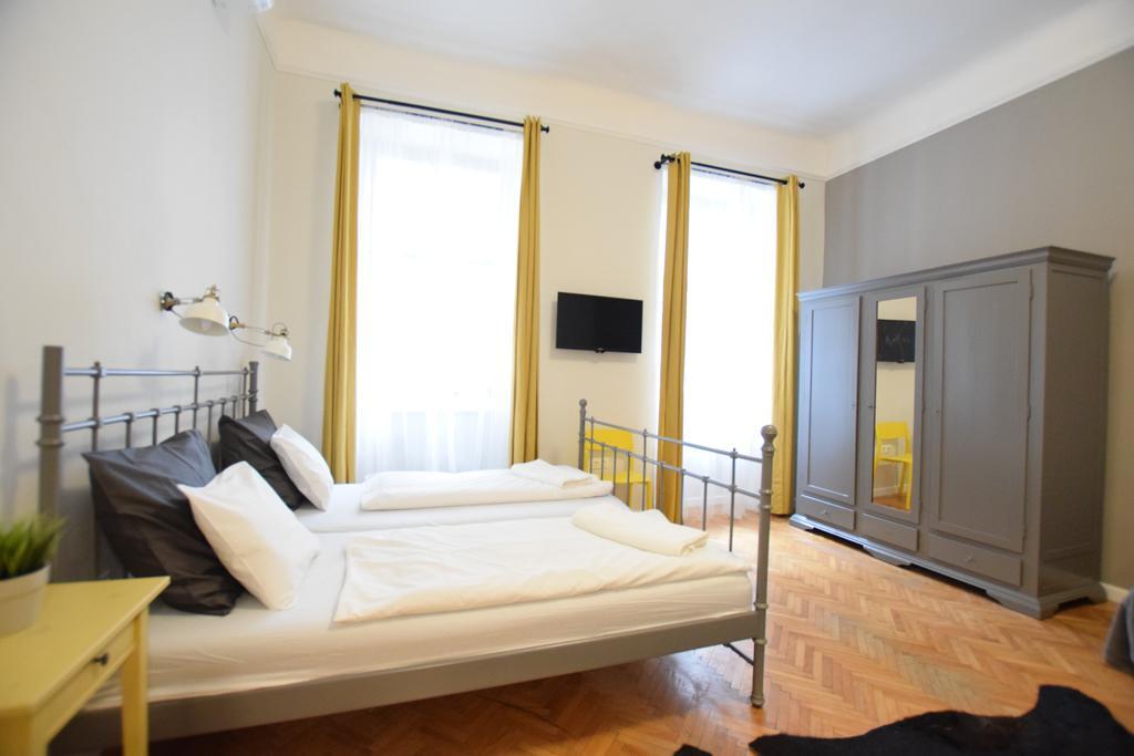 בודפשט Standard Apartment By Hi5 - Chainbridge מראה חיצוני תמונה